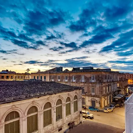 Apartment Casa Al Mercato Di Ortigia - Rubino Syracuse